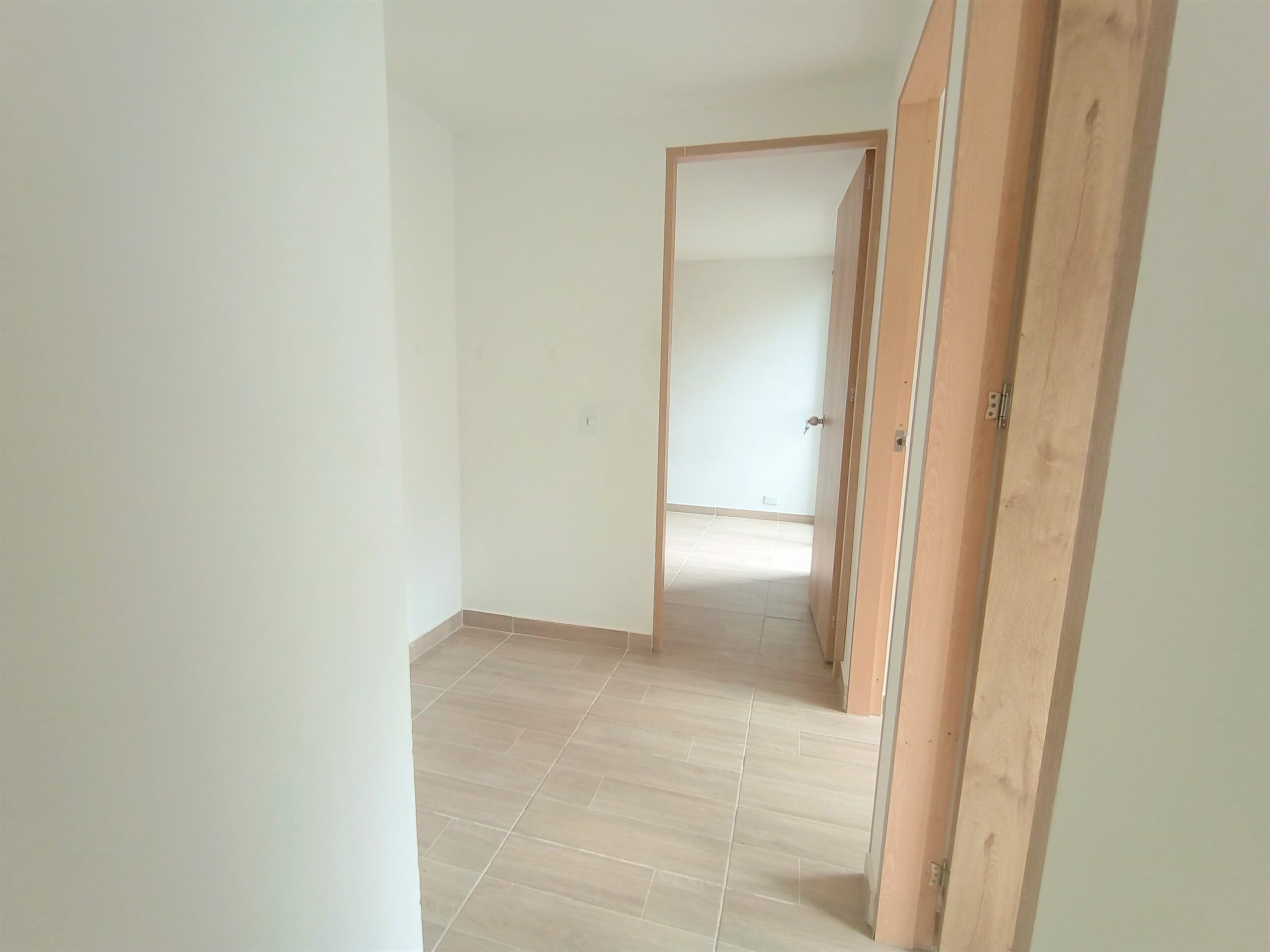 Apartamentos en Arriendo, Bello,  - Valadares