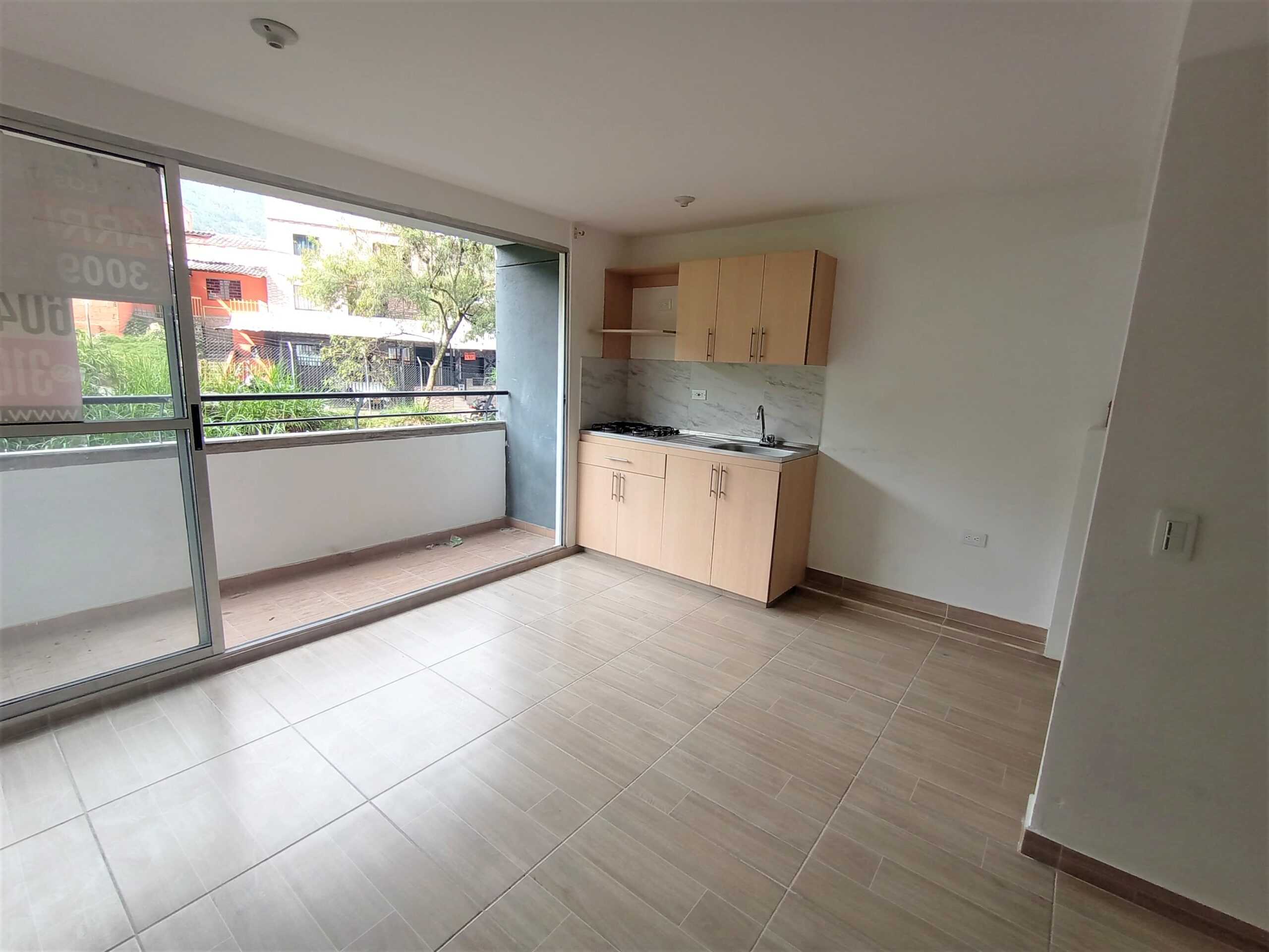 Apartamentos en Arriendo, Bello,  - Valadares