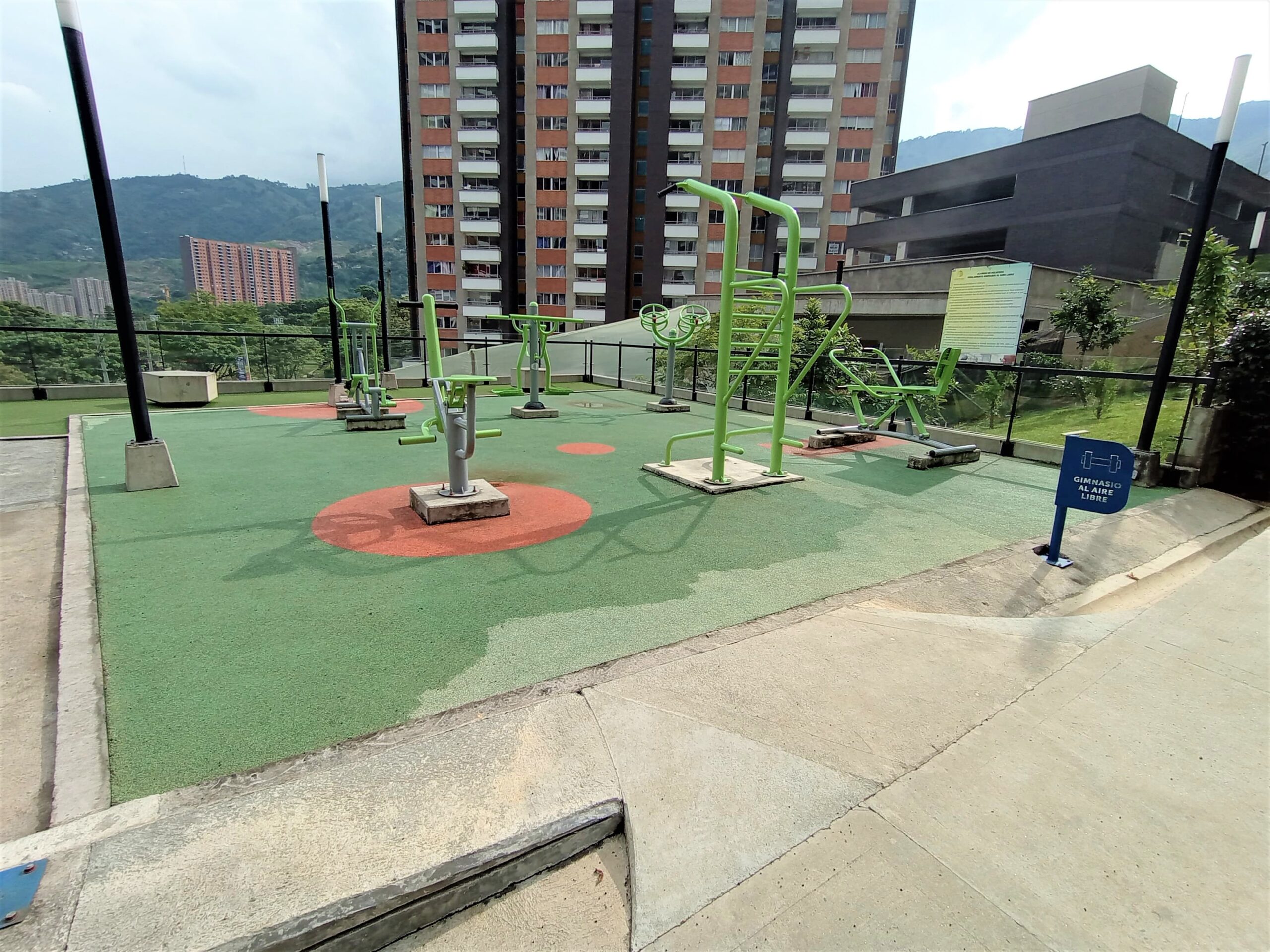 Apartamentos en Arriendo, Bello,  - Valadares