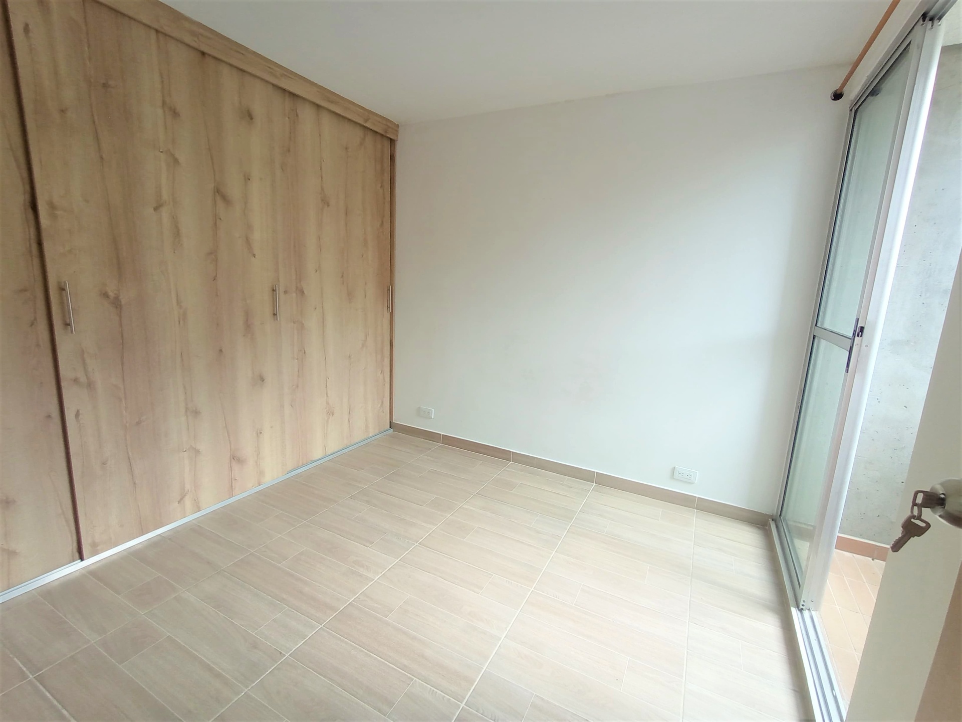 Apartamentos en Arriendo, Bello,  - Valadares