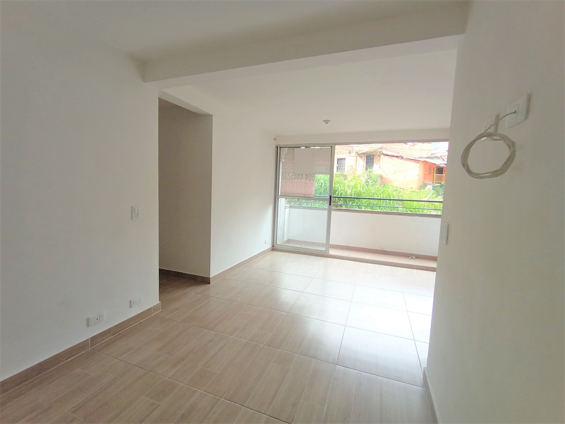 Apartamentos en Arriendo, Bello,  - Valadares