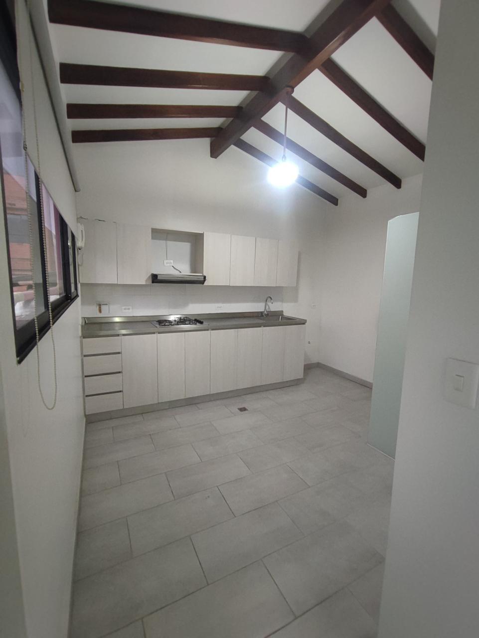 Apartamentos en Arriendo, Medellín,  - Laureles