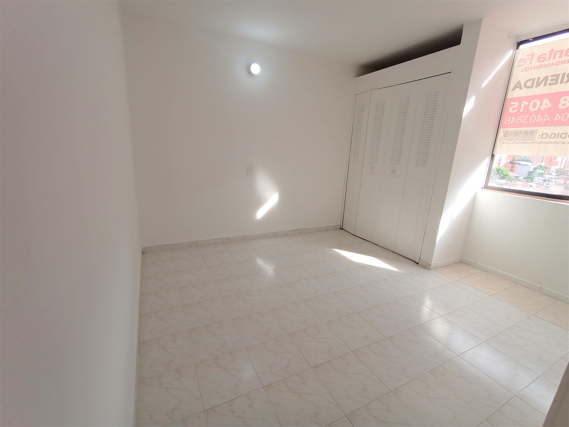 Apartamentos en Arriendo, Medellín,  - Laureles