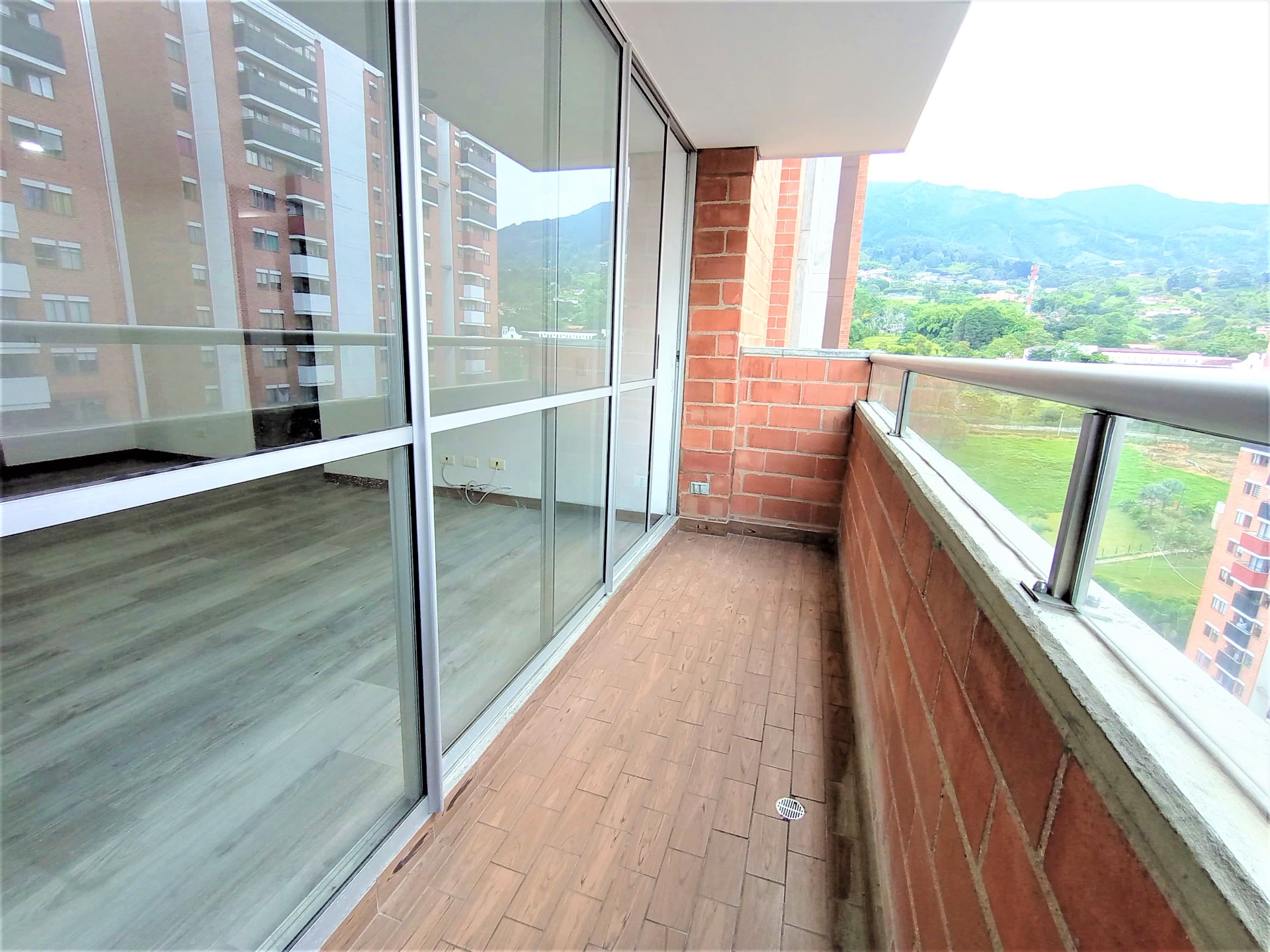Apartamentos en Arriendo, La Estrella,  - La Ferrería